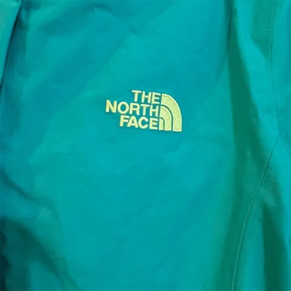 The North Face Women's Rain Jacket Size S Teal Green Hooded Lightweight - Picture 3 of 5